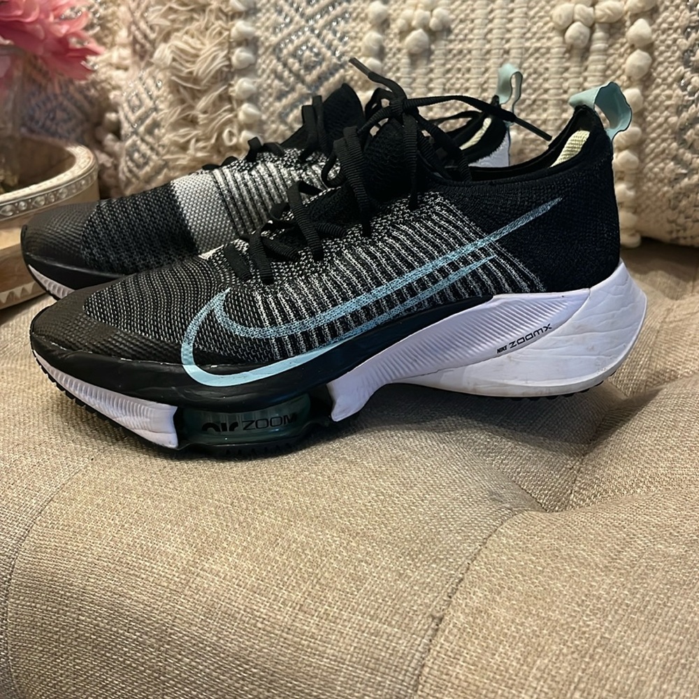 Nike Air Zoom Tempo Next% Flyknit